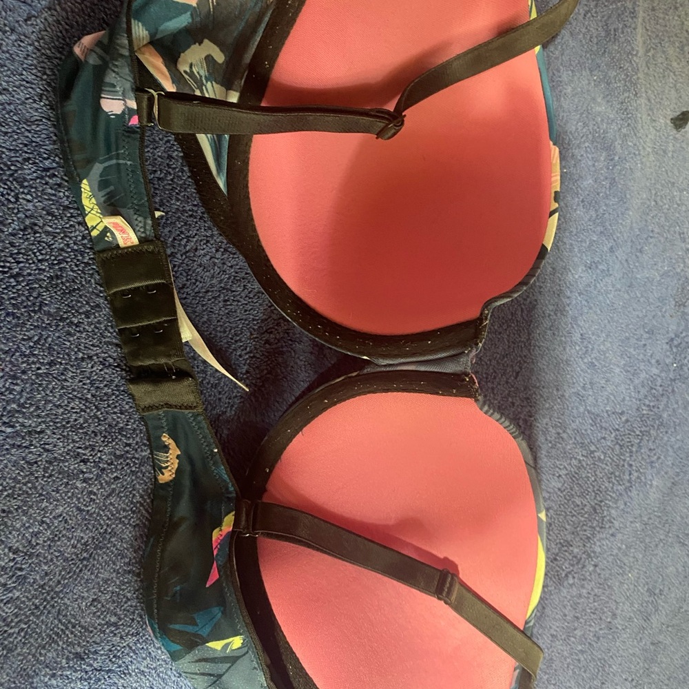 PINK Victoria's Secret Multicolor Bra - Picture 3 of 4